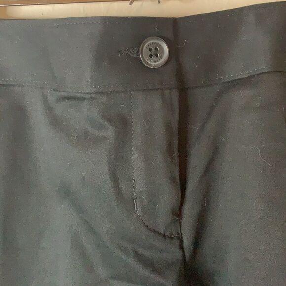 𝅺express black shorts two front pockets two back pockets 4 1/2 inch inseam NWT - Picture 2 of 8